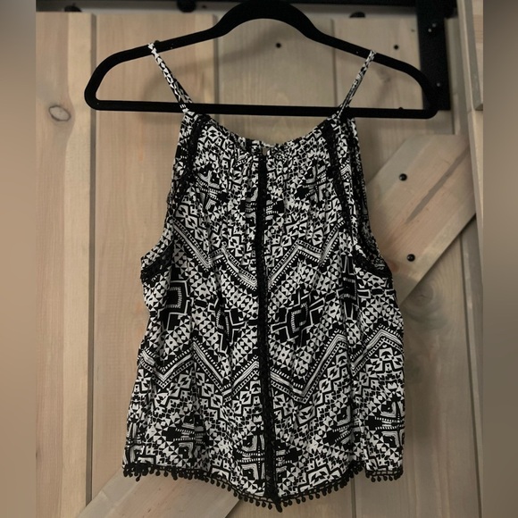 Express Tie Back Apron Tank - Picture 1 of 6